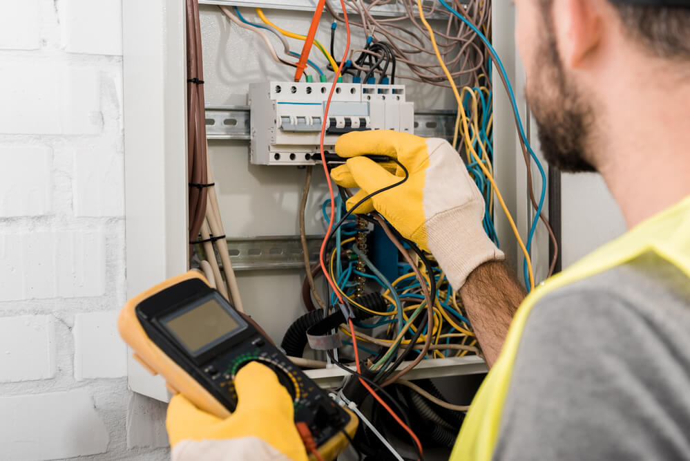 professional testing electrical panels
